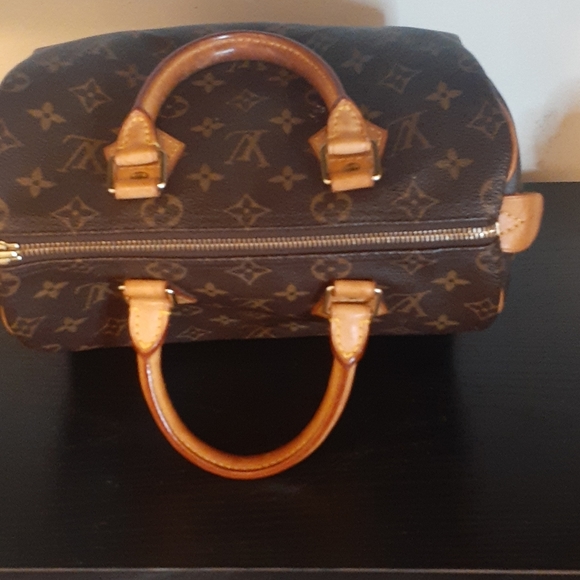 Louis Vuitton Bag - Picture 4 of 4
